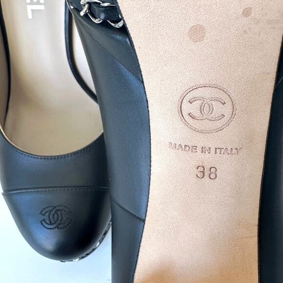 Chanel 2015 CC Logo Cap Toe  Chain Link Platform Pumps IT 38 - Picture 8 of 13